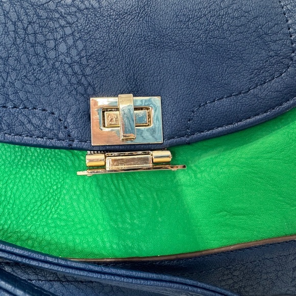 Charming Charlie Turn-Lock Crossbody / Wristlet Blue and Green Colorblock - Picture 2 of 13